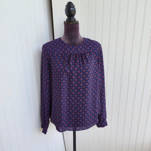 Gap Women's Navy Red Geo Ptint Long Sleeve V-Neck Blouse Keyhole Sz M - Picture 1 of 11